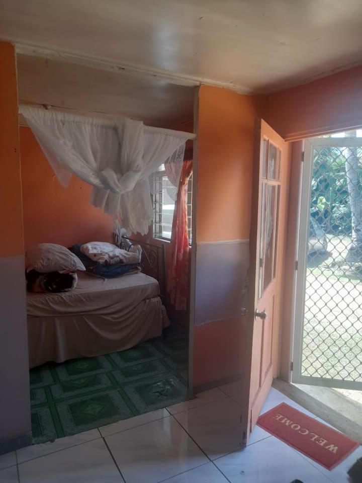 Kapeta Cabin Nuku'alofa Eksteriør bilde