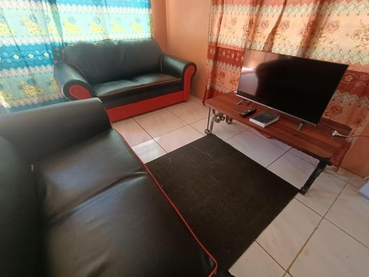 Kapeta Cabin Nuku'alofa Eksteriør bilde